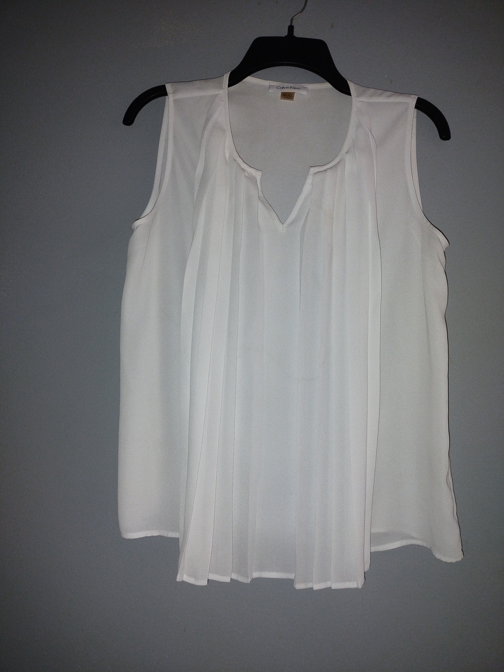 Calvin Klein White Pleated Sleeveless Camisole